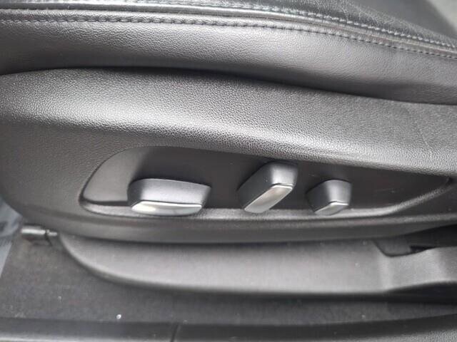 2018 Cadillac XT5 in Mesa, AZ 85212 - 18089420 17