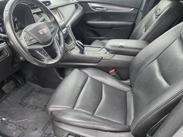 2018 Cadillac XT5 in Mesa, AZ 85212 - 18089420 14