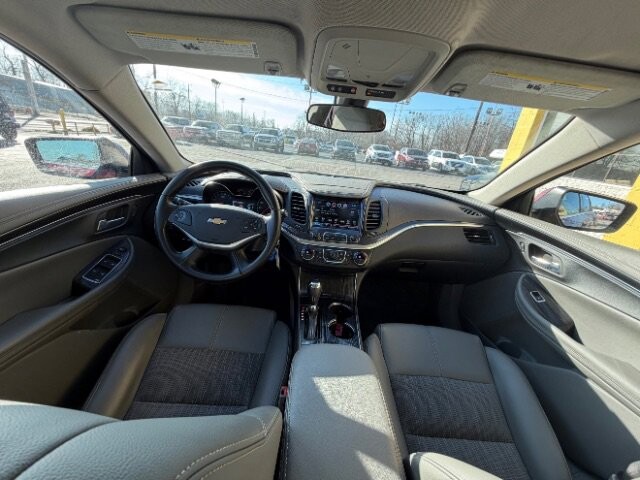 2017 Chevrolet Impala in Indianapolis, IN 46222-4002 - 18089426 10