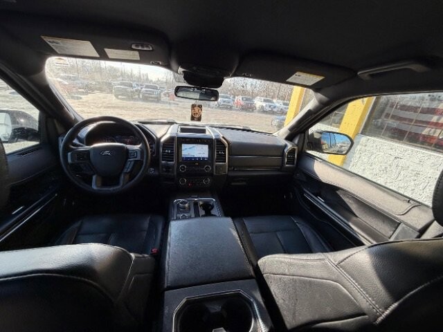2018 Ford Expedition in Indianapolis, IN 46222-4002 - 18089427 11