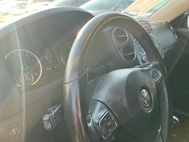 2013 Volkswagen Tiguan in Greenville, SC 29607 - 18089432 28