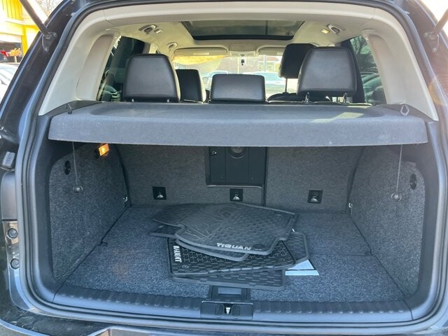 2013 Volkswagen Tiguan in Greenville, SC 29607 - 18089432 20