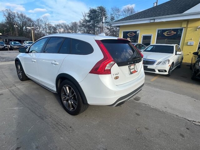 2016 Volvo V60 in Greenville, SC 29607 - 18089433 5