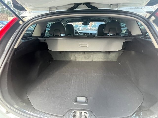 2016 Volvo V60 in Greenville, SC 29607 - 18089433 23