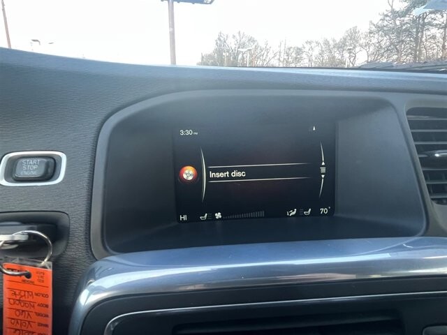 2016 Volvo V60 in Greenville, SC 29607 - 18089433 35