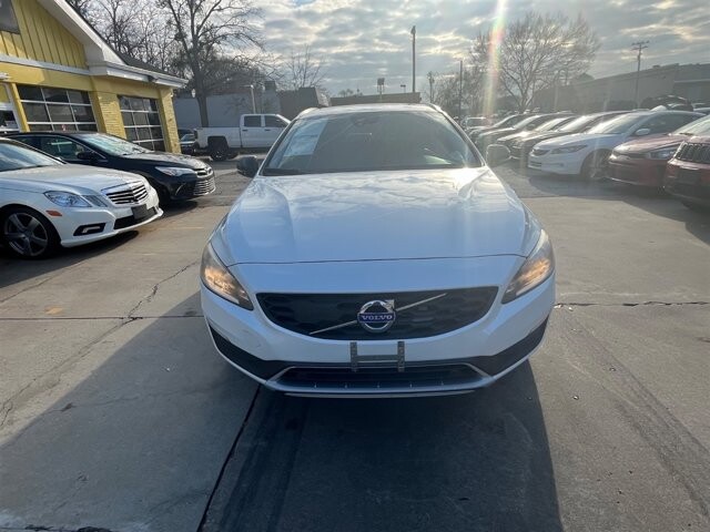 2016 Volvo V60 in Greenville, SC 29607 - 18089433 8