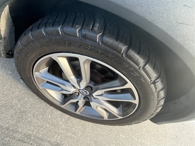 2016 Volvo V60 in Greenville, SC 29607 - 18089433 11