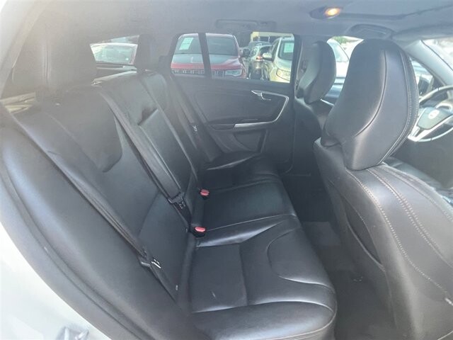 2016 Volvo V60 in Greenville, SC 29607 - 18089433 20