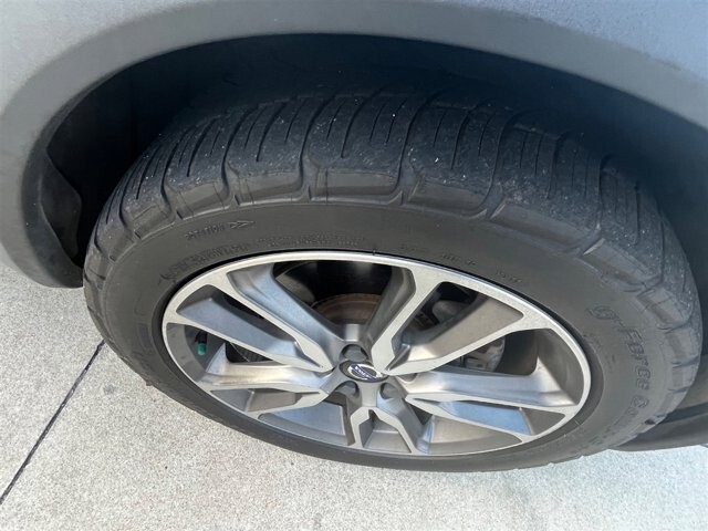 2016 Volvo V60 in Greenville, SC 29607 - 18089433 9