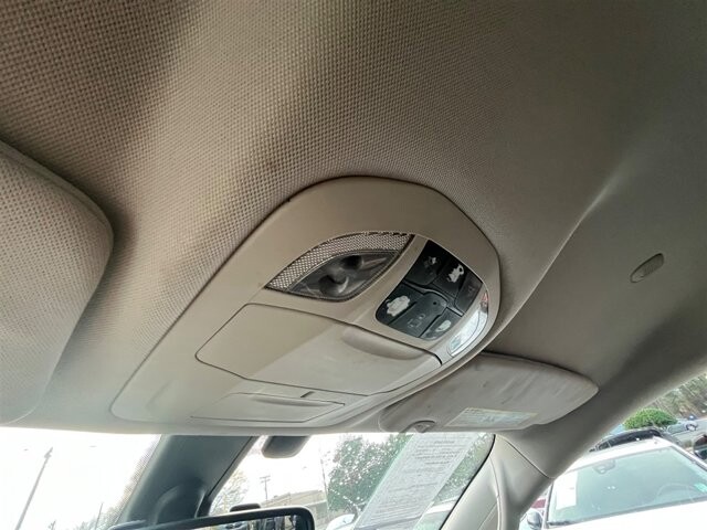 2017 Chrysler Pacifica in Greenville, SC 29607 - 18089434 32