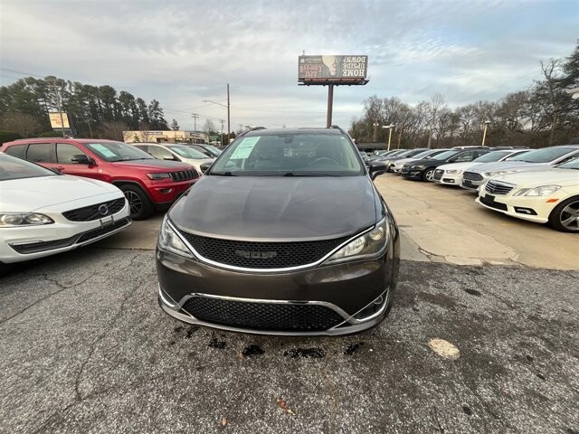 2017 Chrysler Pacifica in Greenville, SC 29607 - 18089434 8
