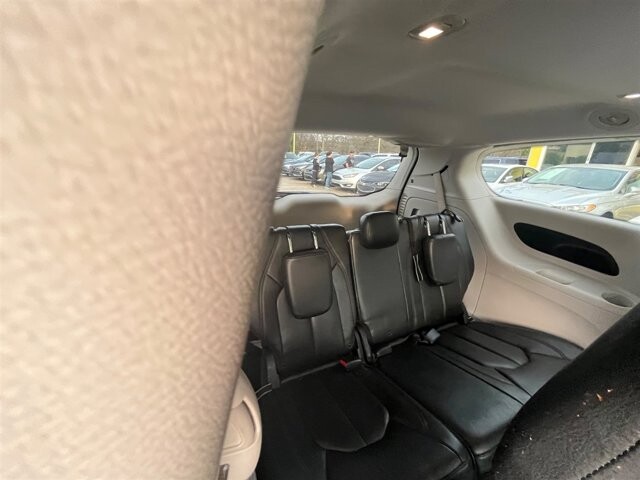 2017 Chrysler Pacifica in Greenville, SC 29607 - 18089434 19