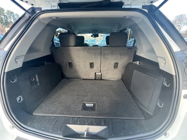 2015 GMC Terrain in Greenville, SC 29607 - 18089436 24