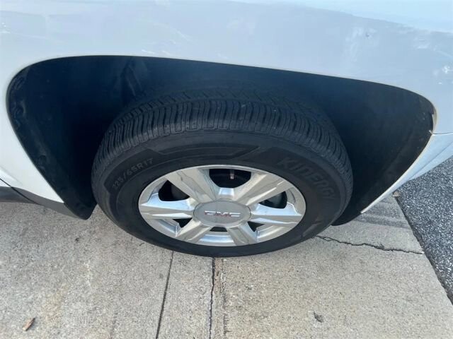 2015 GMC Terrain in Greenville, SC 29607 - 18089436 9