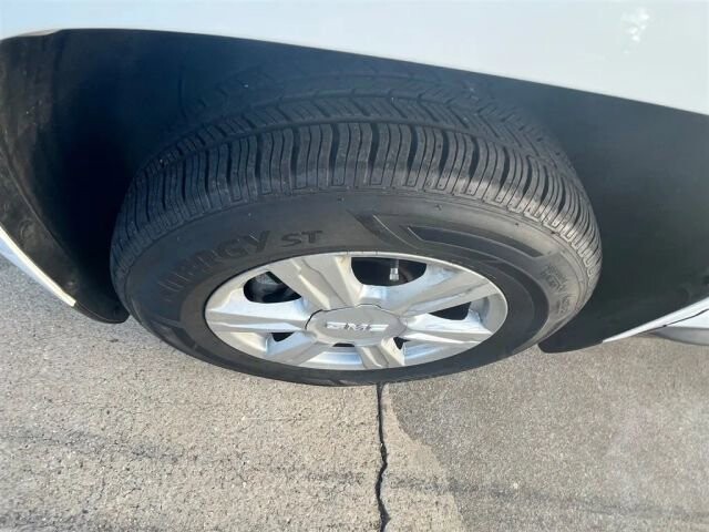 2015 GMC Terrain in Greenville, SC 29607 - 18089436 12