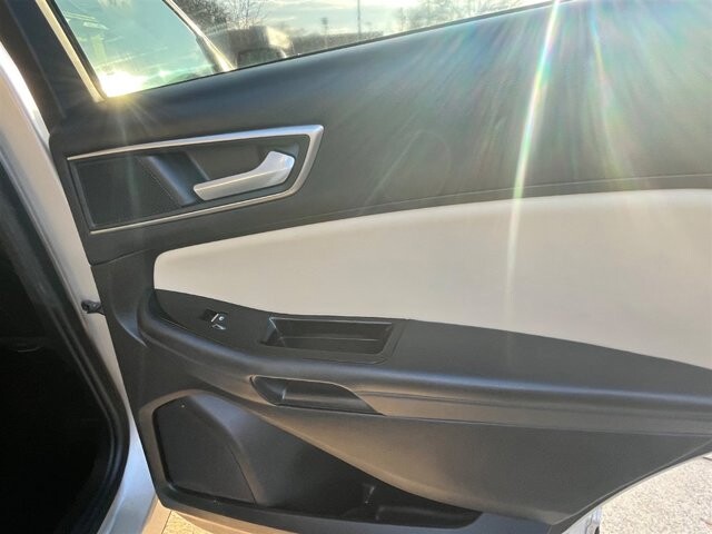 2017 Ford Edge in Greenville, SC 29607 - 18089437 15