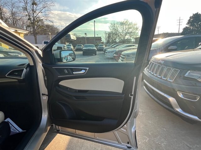 2017 Ford Edge in Greenville, SC 29607 - 18089437 9
