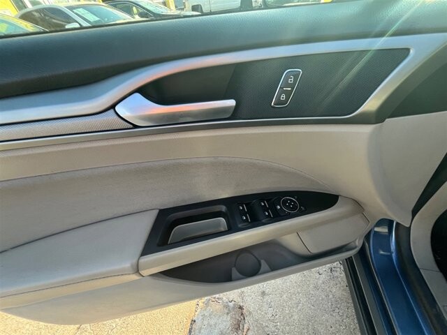 2018 Ford Fusion in Greenville, SC 29607 - 18089438 24