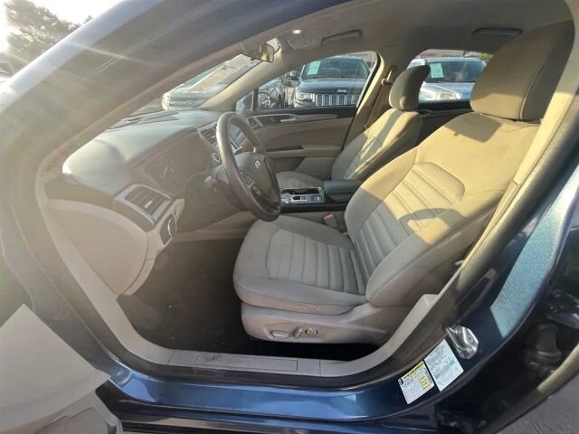 2018 Ford Fusion in Greenville, SC 29607 - 18089438 26