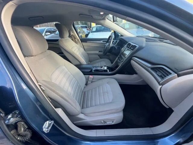 2018 Ford Fusion in Greenville, SC 29607 - 18089438 11