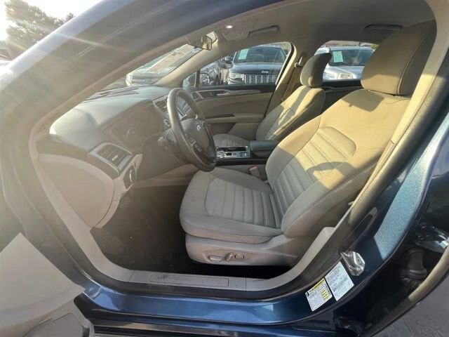 2018 Ford Fusion in Greenville, SC 29607 - 18089438 25