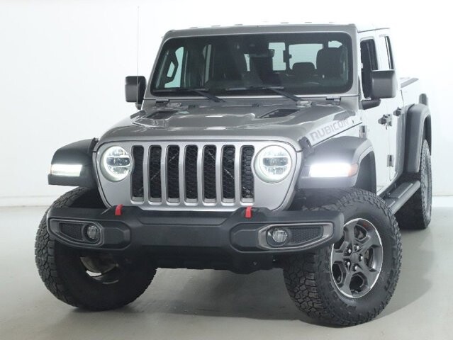 2020 Jeep Gladiator in Bedford, OH 44146 - 18089439 3