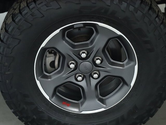 2020 Jeep Gladiator in Bedford, OH 44146 - 18089439 12