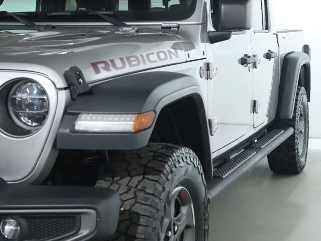 2020 Jeep Gladiator in Bedford, OH 44146 - 18089439 4