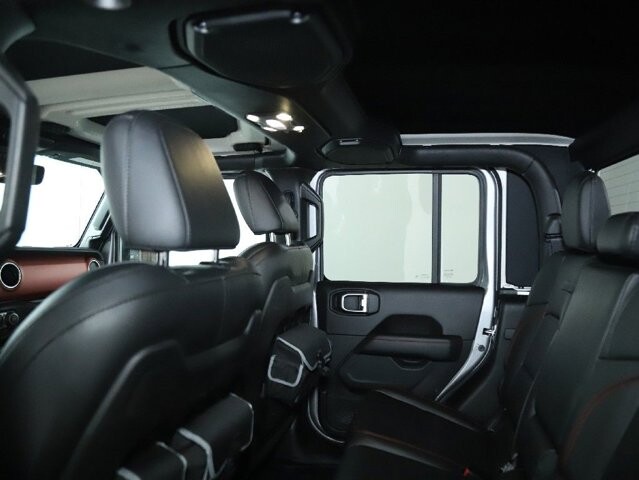 2020 Jeep Gladiator in Bedford, OH 44146 - 18089439 15