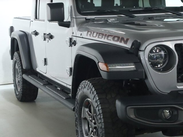 2020 Jeep Gladiator in Bedford, OH 44146 - 18089439 8