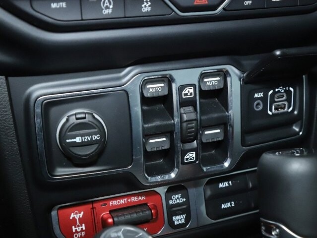 2020 Jeep Gladiator in Bedford, OH 44146 - 18089439 25