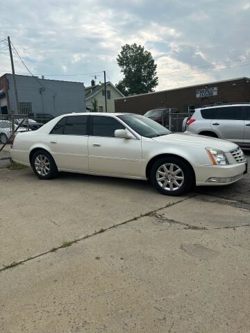 2011 Cadillac DTS in Euclid, OH 44040 - 18089451 2