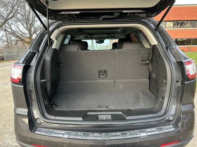 2016 Chevrolet Traverse in Euclid, OH 44040 - 18089457 10