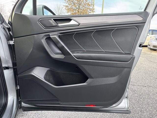 2022 Volkswagen Tiguan in Winchester, VA 22602 - 18089480 38