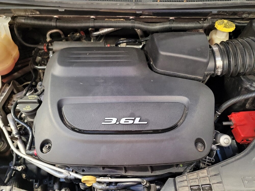 2017 Chrysler Pacifica in Montclair, CA 91763 - 18089499 30