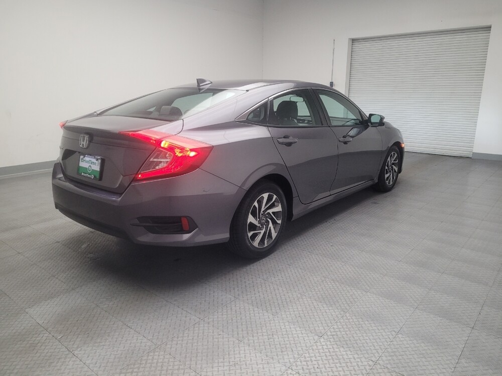 2018 Honda Civic in Fresno, CA 93726 - 18089506 9