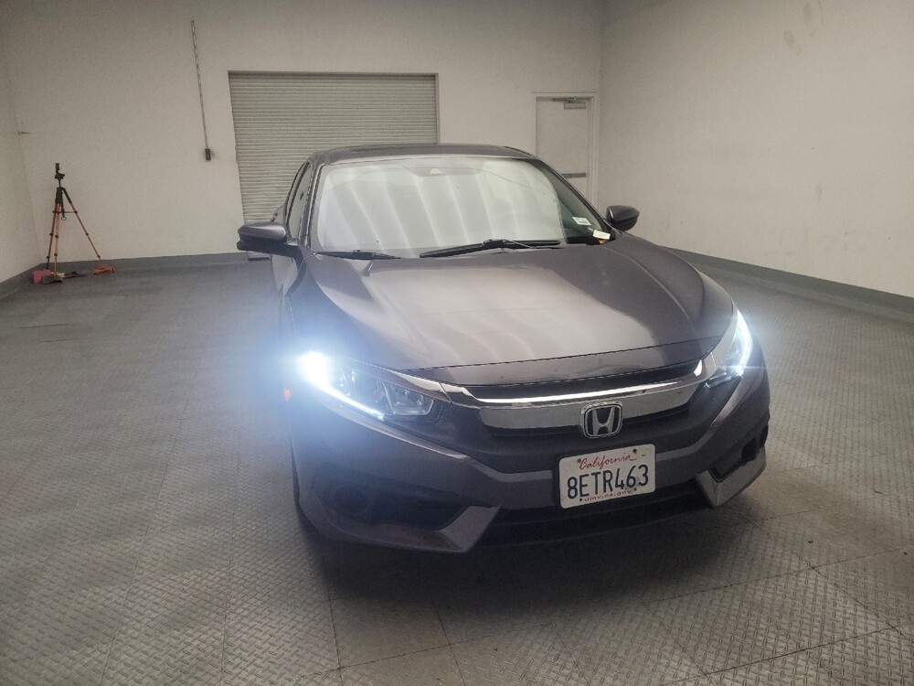 2018 Honda Civic in Fresno, CA 93726 - 18089506 14