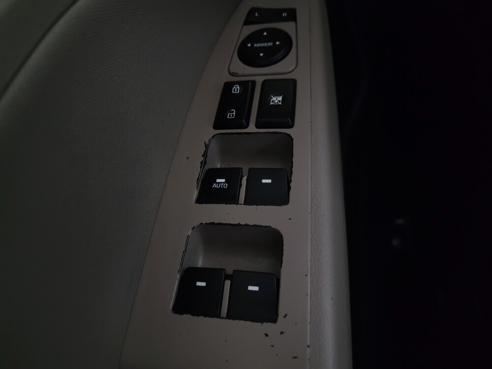 2018 Hyundai Elantra in Marietta, GA 30062 - 18089516 27