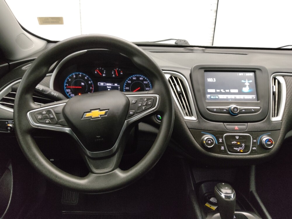2017 Chevrolet Malibu in Marietta, GA 30062 - 18089521 22