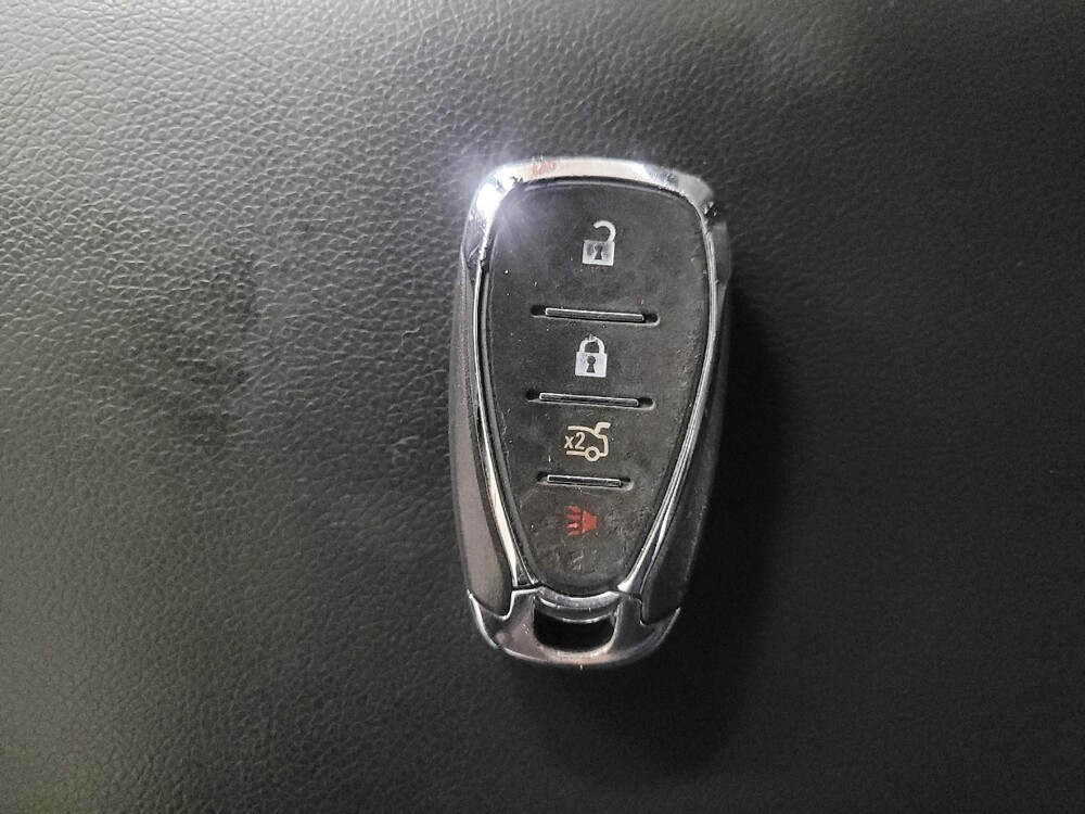 2017 Chevrolet Malibu in Marietta, GA 30062 - 18089521 32