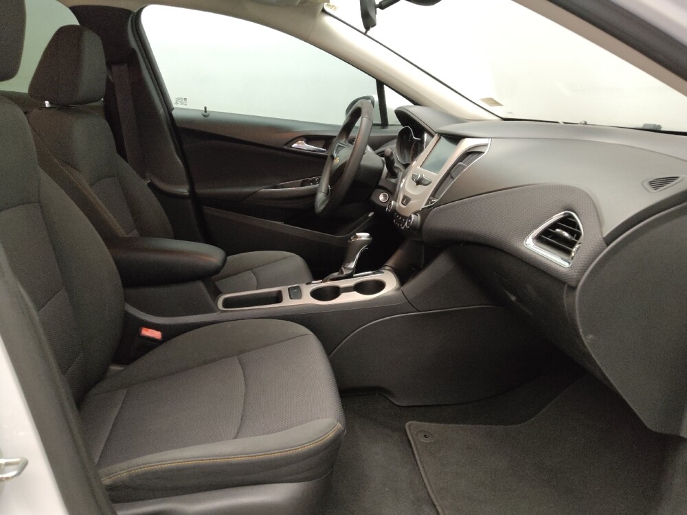 2017 Chevrolet Cruze in Oklahoma City, OK 73139 - 18089537 21