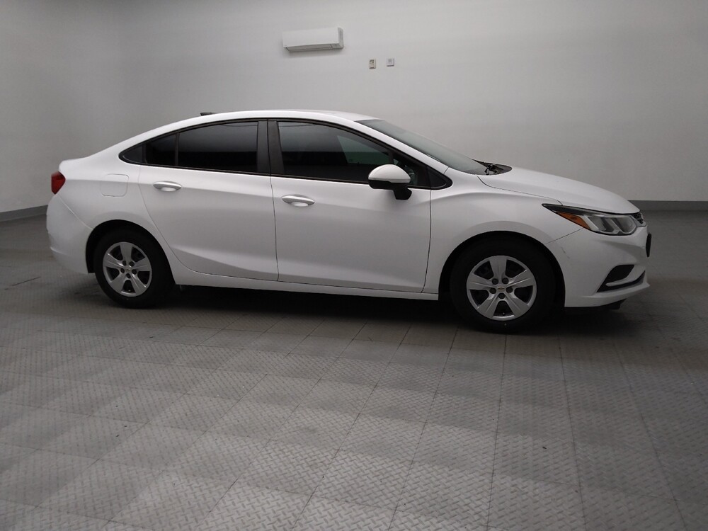 2017 Chevrolet Cruze in Oklahoma City, OK 73139 - 18089537 11
