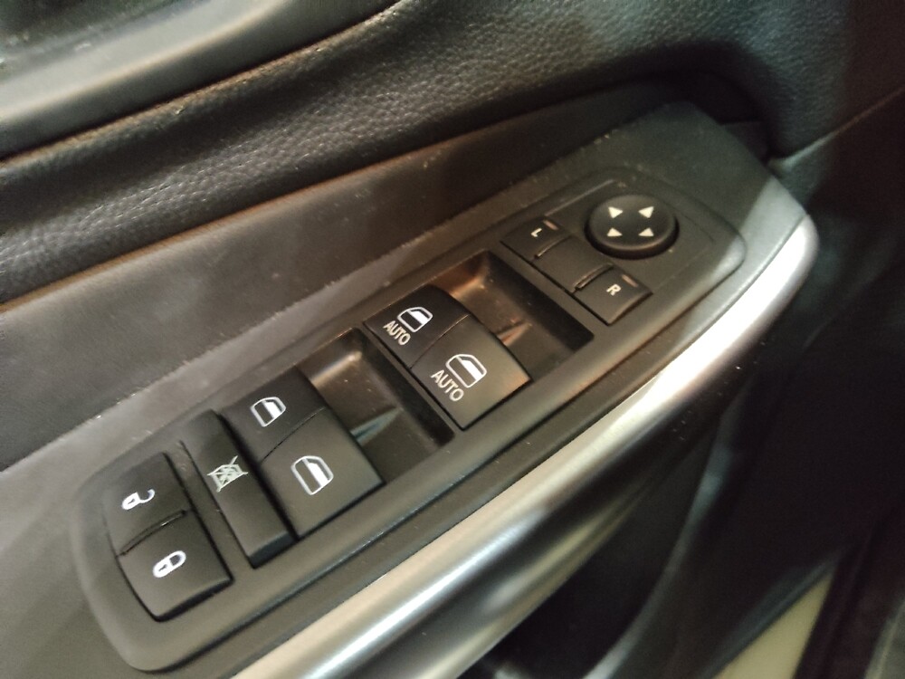 2019 Jeep Cherokee in Oklahoma City, OK 73139 - 18089540 27