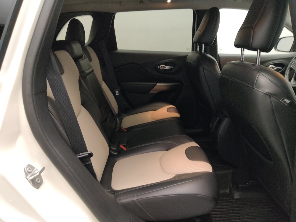 2019 Jeep Cherokee in Oklahoma City, OK 73139 - 18089540 19