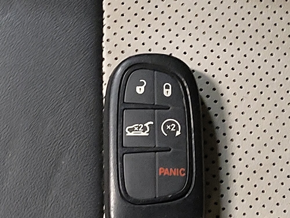 2019 Jeep Cherokee in Oklahoma City, OK 73139 - 18089540 32