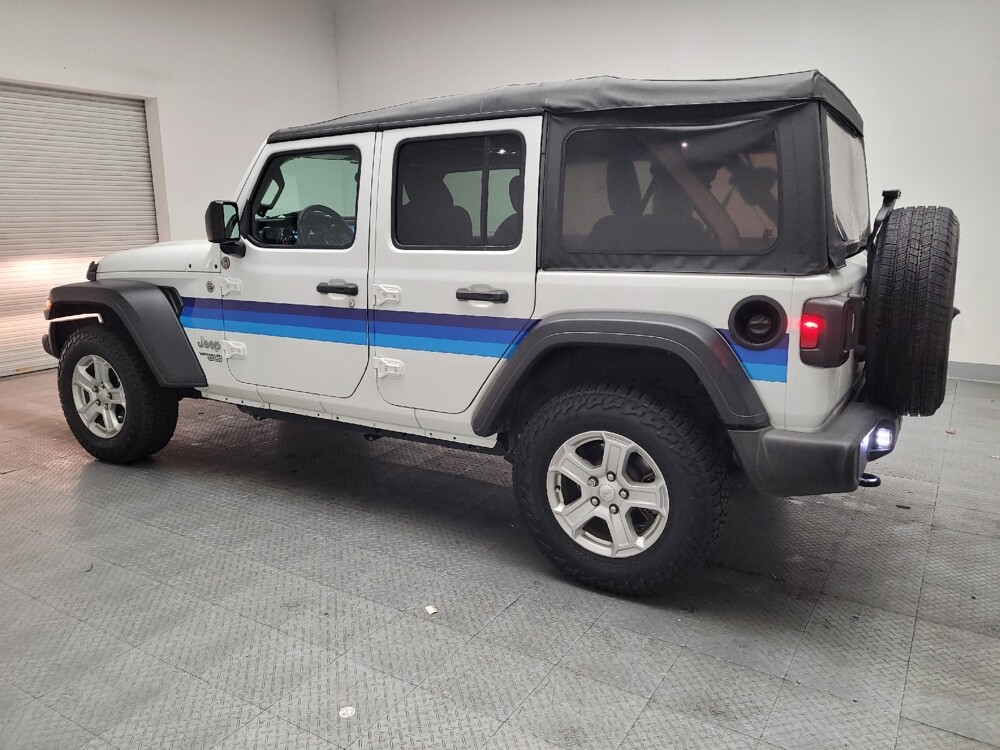 2021 Jeep Wrangler in Bakersfield, CA 93309 - 18089542 3