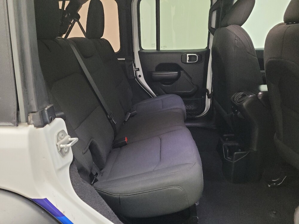 2021 Jeep Wrangler in Bakersfield, CA 93309 - 18089542 19