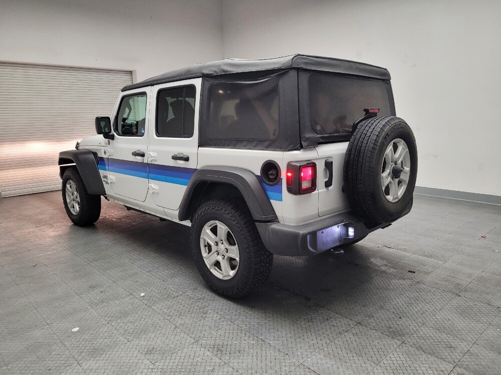 2021 Jeep Wrangler in Bakersfield, CA 93309 - 18089542 5