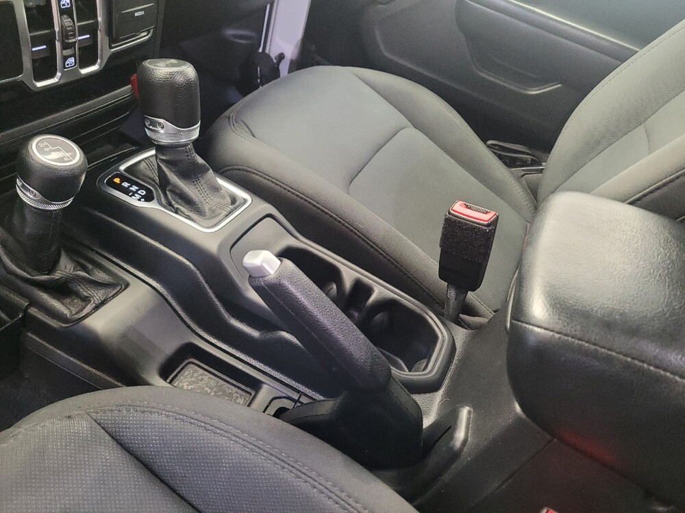 2021 Jeep Wrangler in Bakersfield, CA 93309 - 18089542 26