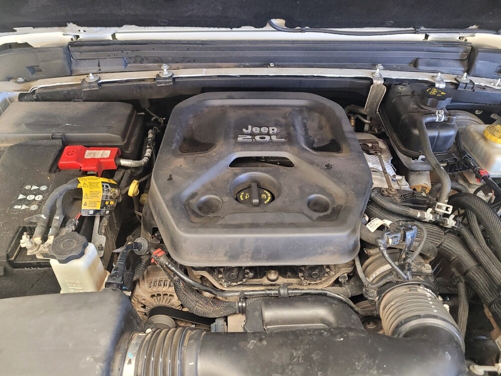 2021 Jeep Wrangler in Bakersfield, CA 93309 - 18089542 30